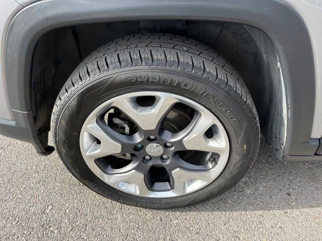 Used 2019 Jeep Compass Limited image 19