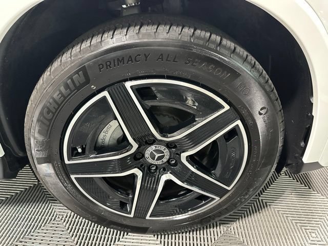 Used 2026 Mercedes-Benz GLC 300 4MATIC image 9