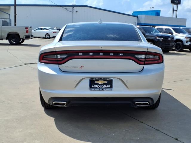 Used 2022 Dodge Charger SXT w/ Cold Weather Package AWD/4WD image 6