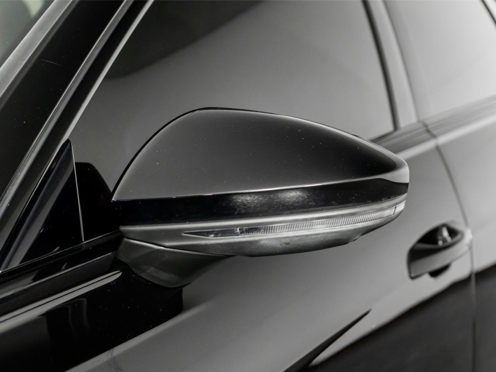 Used 2023 Audi S6 Prestige w/ Prestige Package image 25