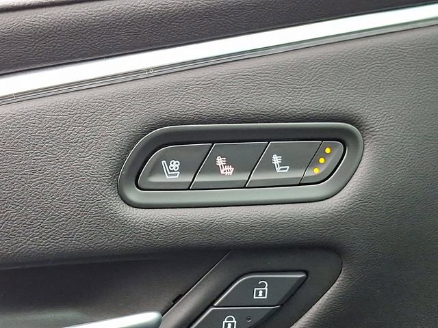 Used 2022 Cadillac Escalade ESV Sport w/ Touring Package image 30