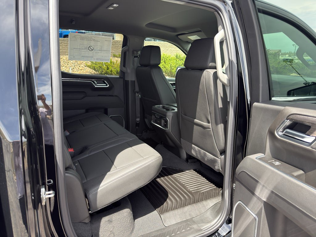 New 2026 Chevrolet Silverado 1500 LTZ w/ Z71 Off-Road Package AWD/4WD image 11