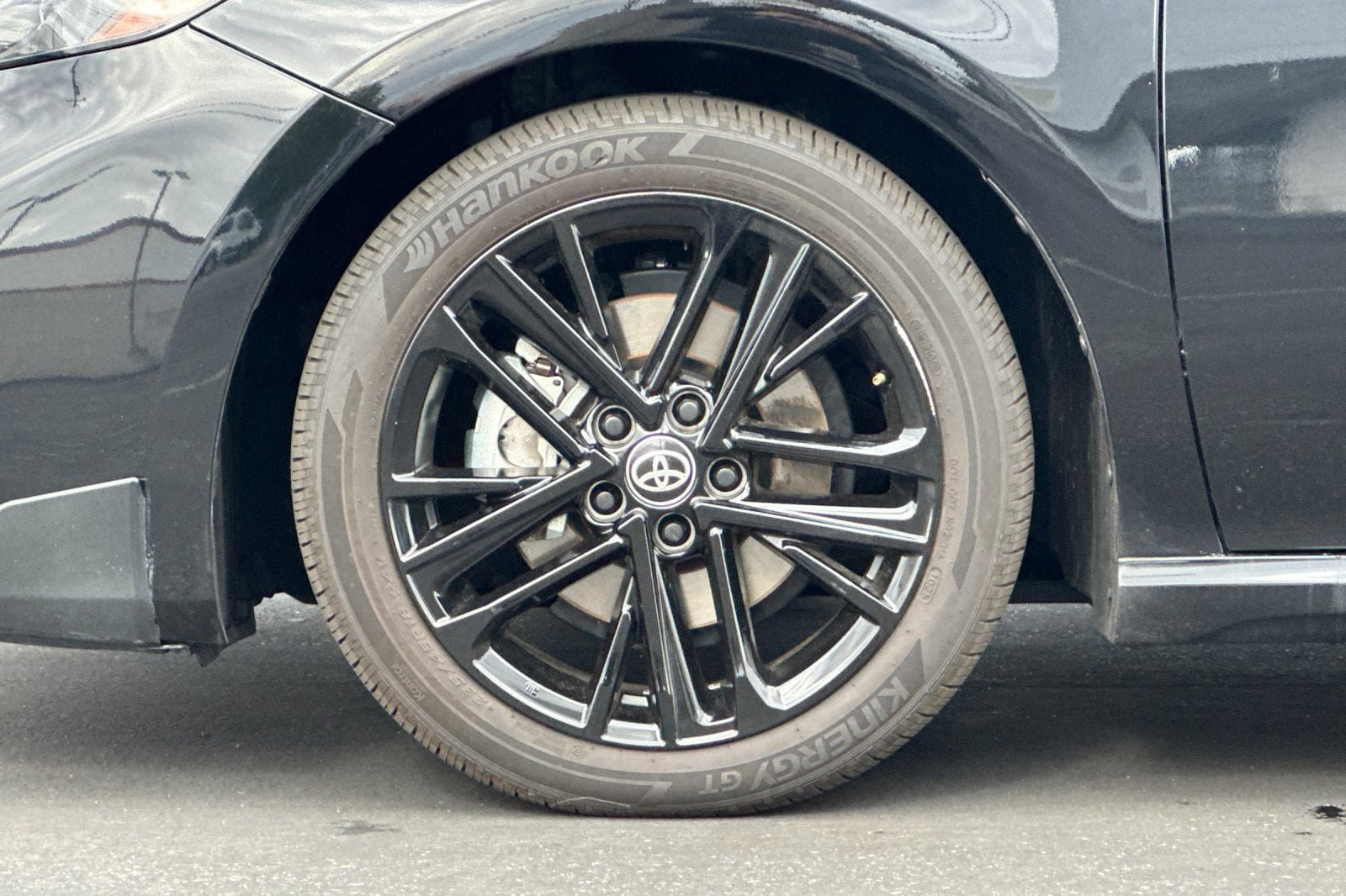 Certified 2025 Toyota Camry SE FWD image 25