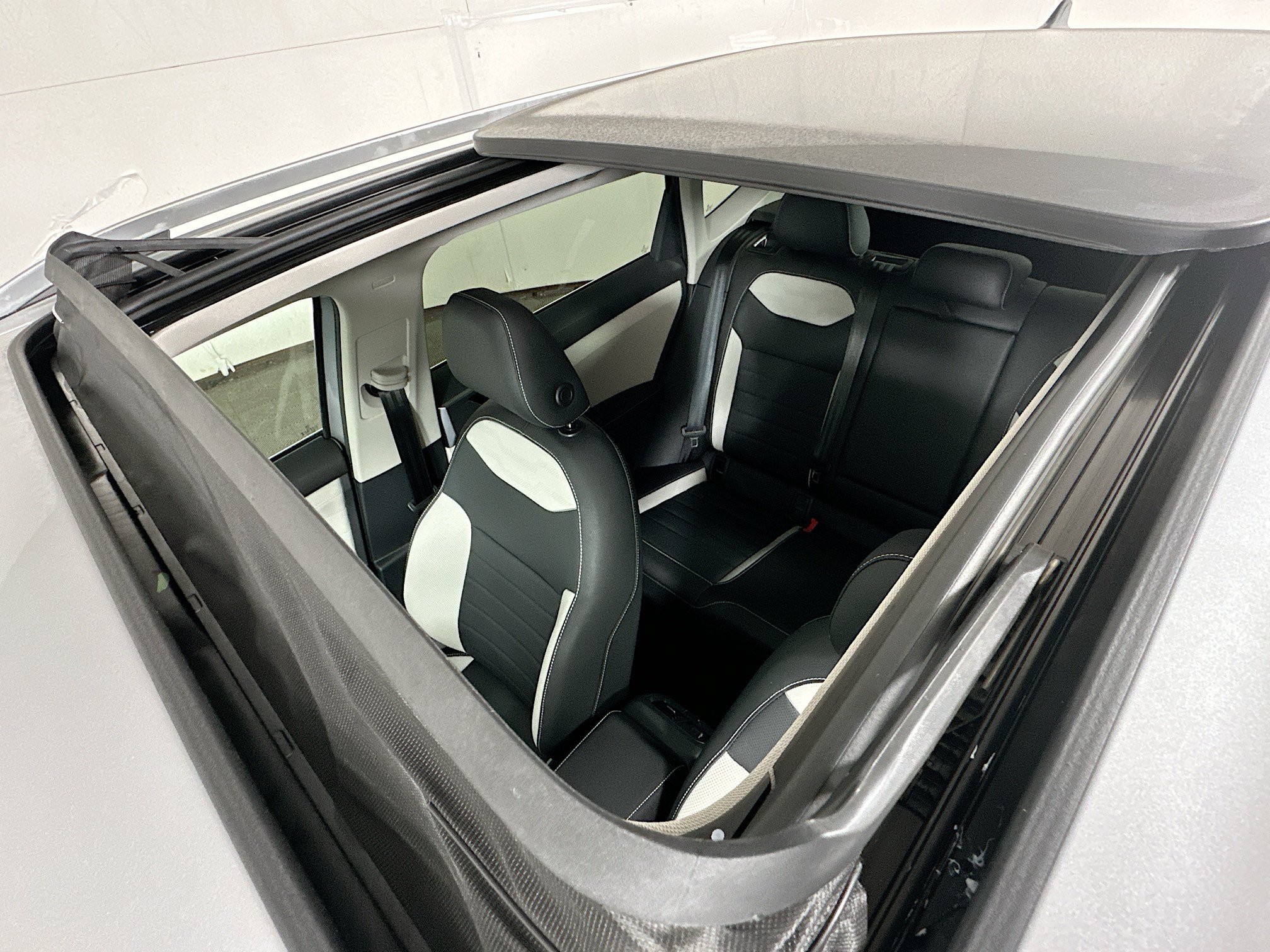 New 2026 Volkswagen Taos SEL AWD/4WD image 21