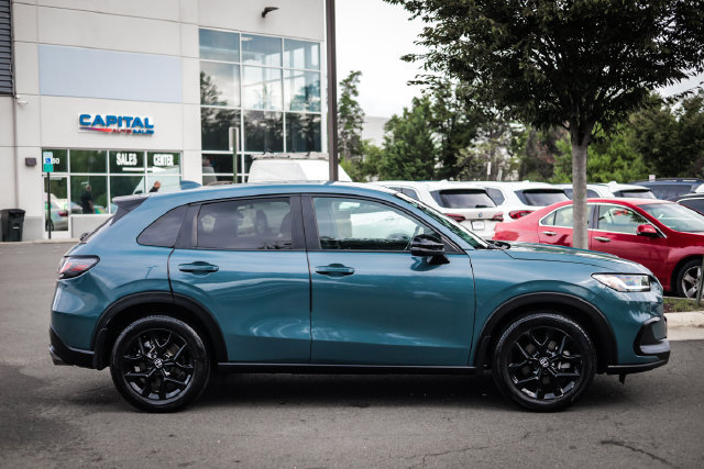 Used 2024 Honda HR-V Sport image 10