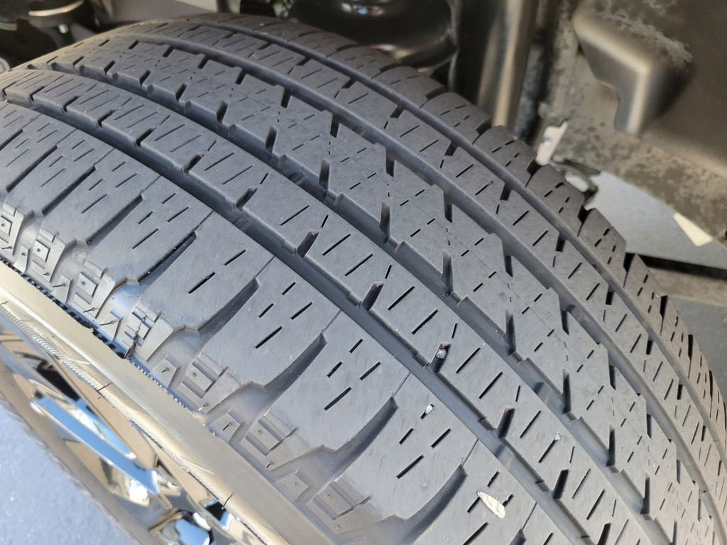 Used 2023 Jeep Wrangler Unlimited Sahara image 27