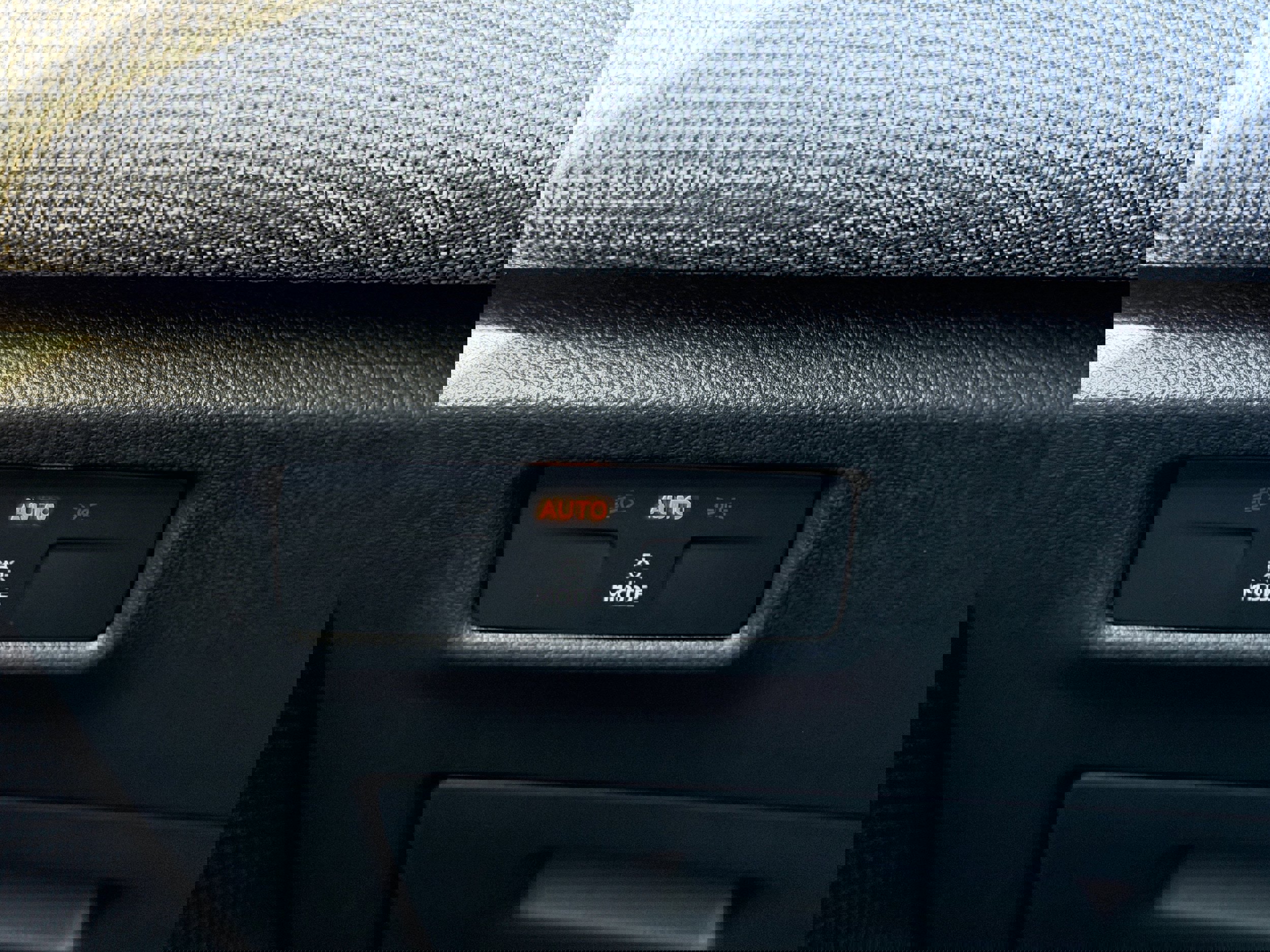 New 2026 Volkswagen Tiguan S FWD image 24