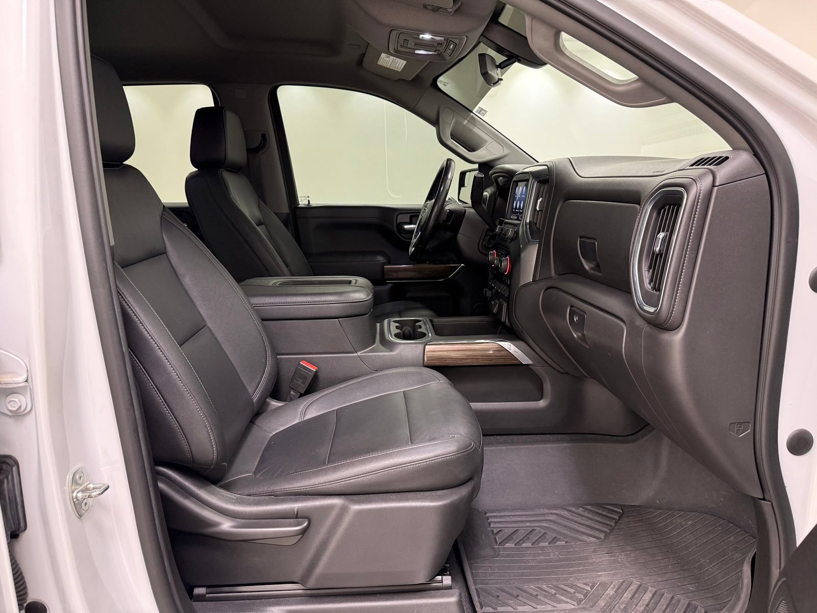 Used 2021 Chevrolet Silverado 1500 LT Trail Boss w/ Convenience Package II AWD/4WD image 33