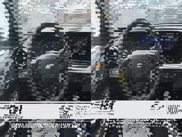 Used 2024 Chevrolet Trax LS w/ LS Convenience Package image 15