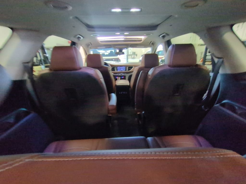 Used 2020 Buick Enclave Avenir w/ Avenir Technology Package image 34