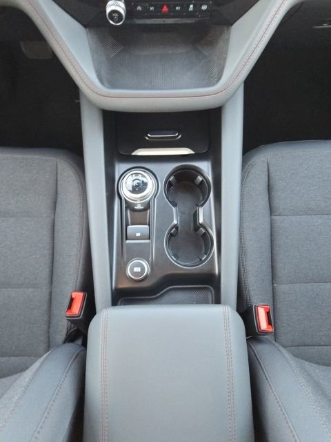 Used 2025 Ford Explorer Active RWD image 41
