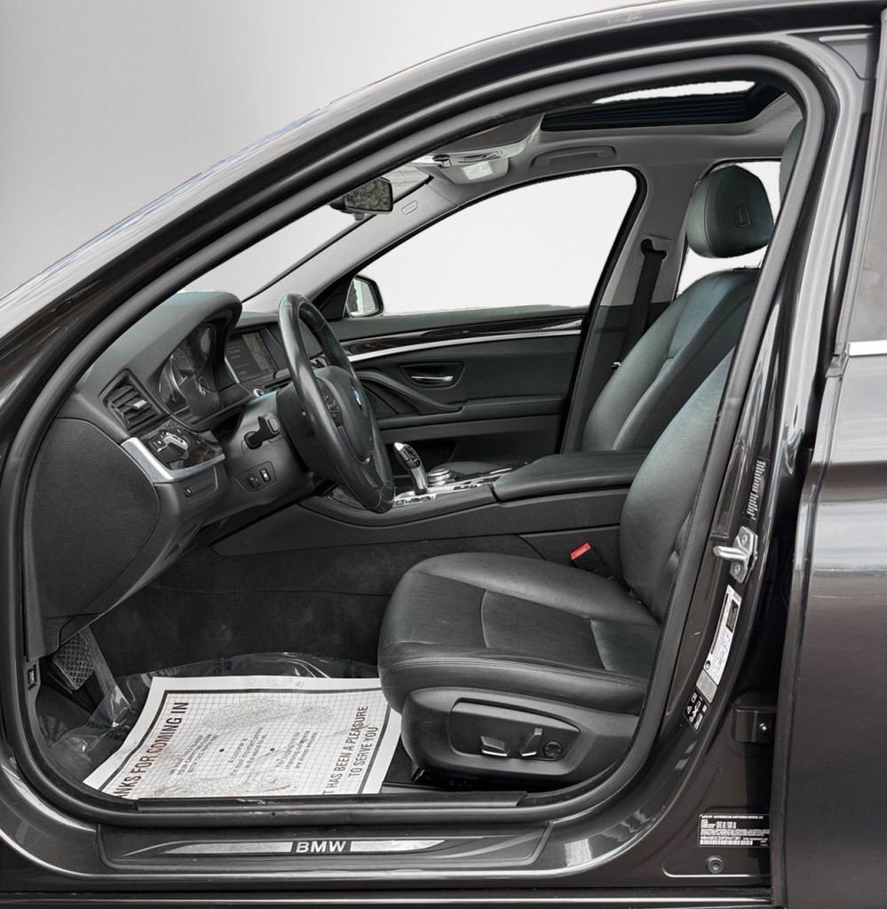 Used 2015 BMW 535i xDrive Sedan image 13