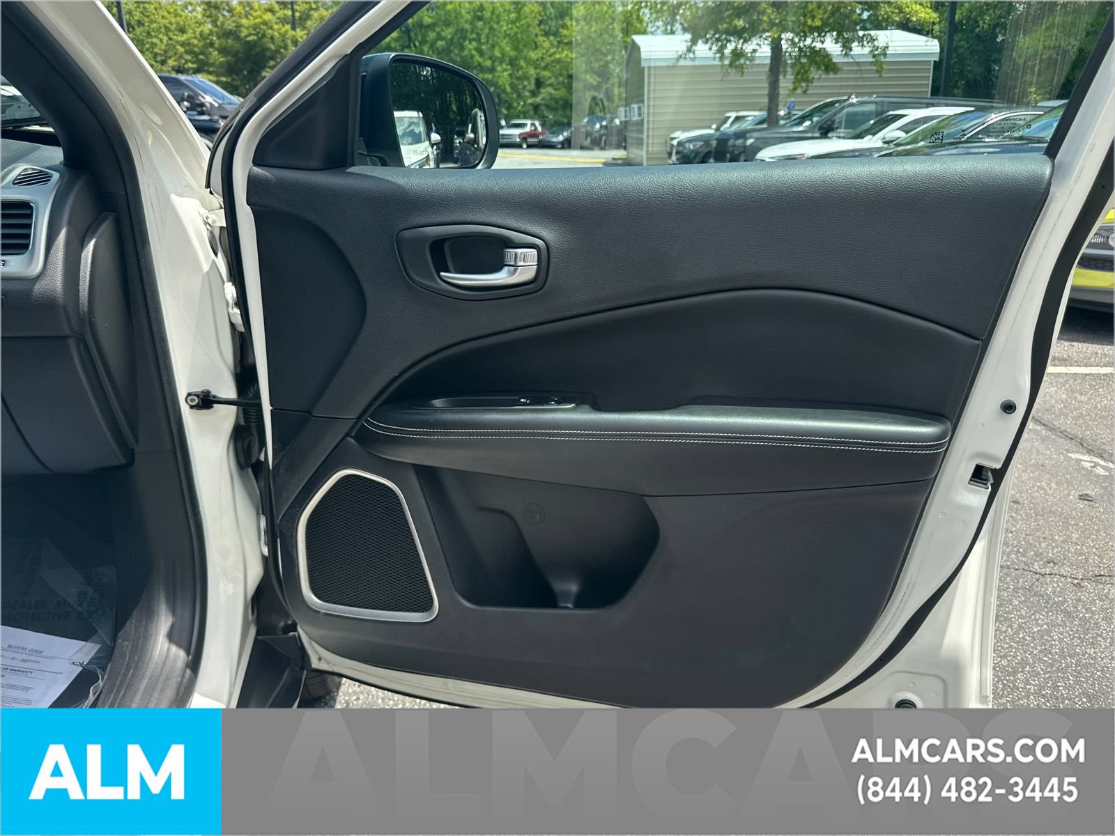 Used 2021 Jeep Compass Latitude AWD/4WD image 16