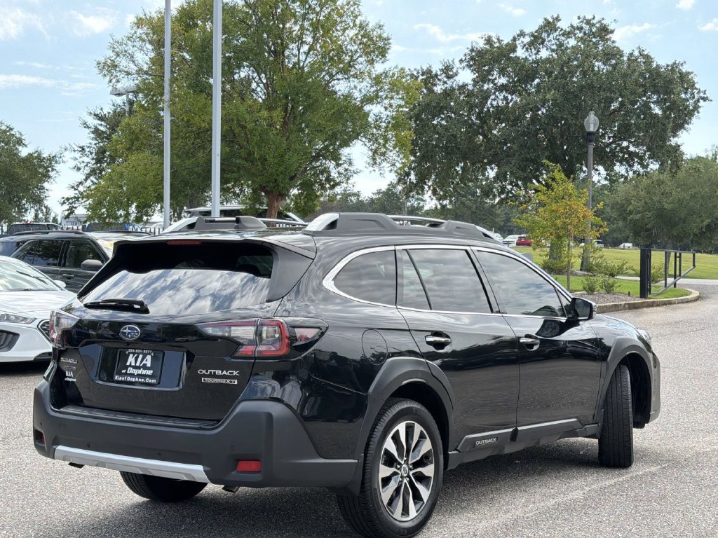 Used 2023 Subaru Outback Touring XT w/ Popular Package #2 AWD/4WD image 32