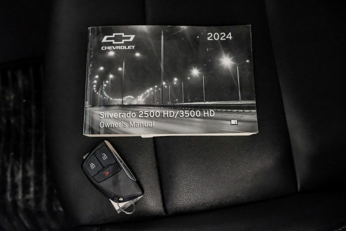 Used 2024 Chevrolet Silverado 2500 W/T image 65