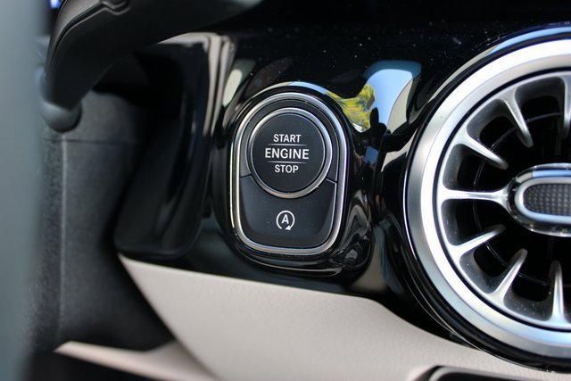 Used 2024 Mercedes-Benz GLA 250 w/ Exclusive Package image 19