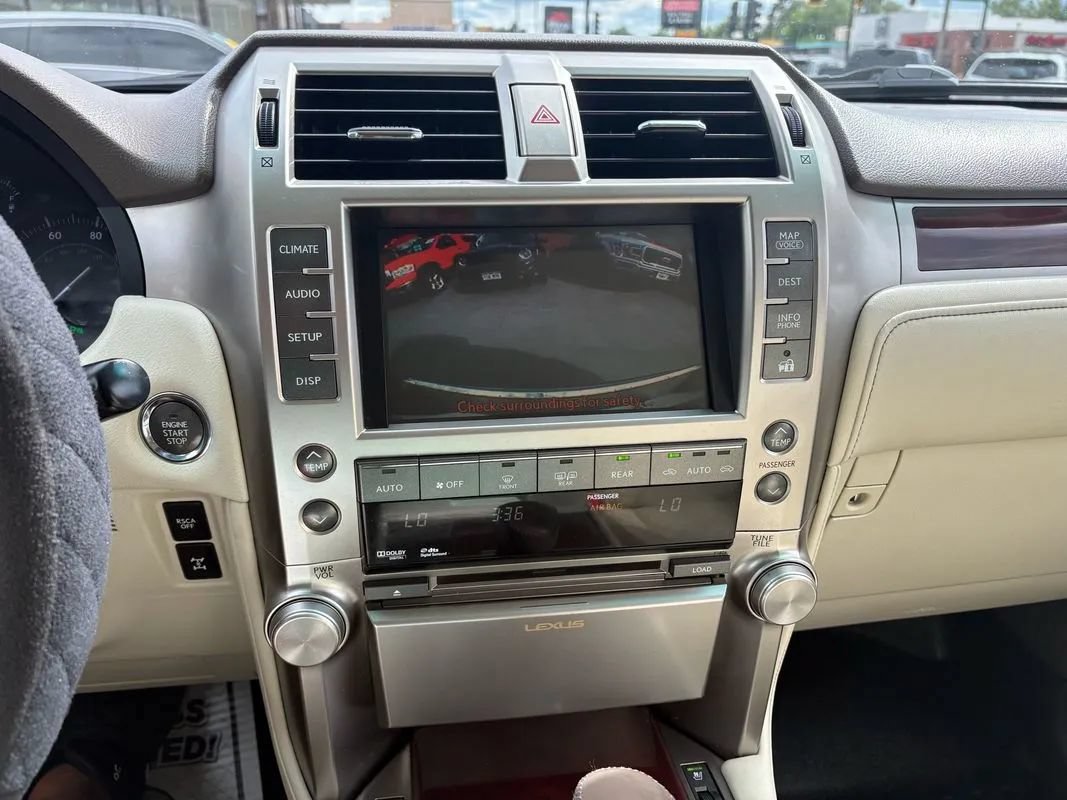Used 2010 Lexus GX 460 w/ Comfort Plus Pkg AWD/4WD image 13