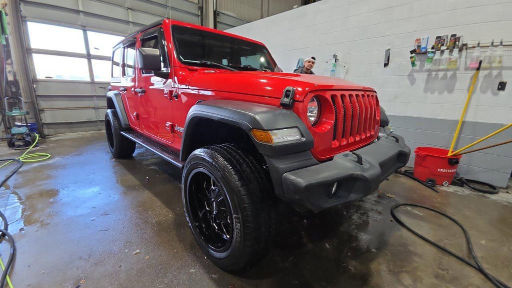 Used 2020 Jeep Wrangler Unlimited Sport S image 1