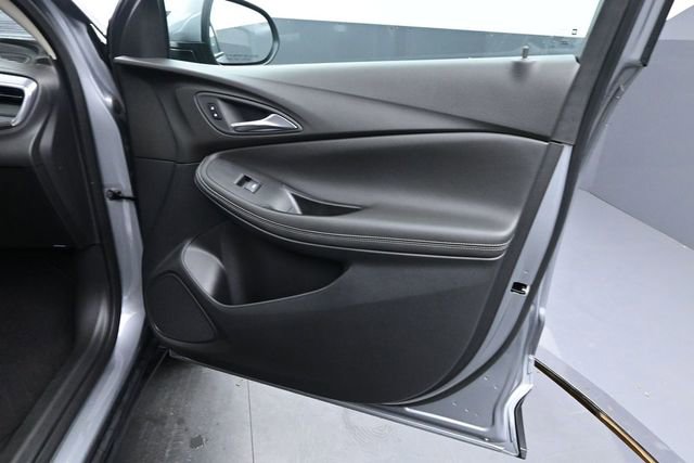 Certified 2024 Buick Encore GX Preferred w/ Comfort Package FWD image 20
