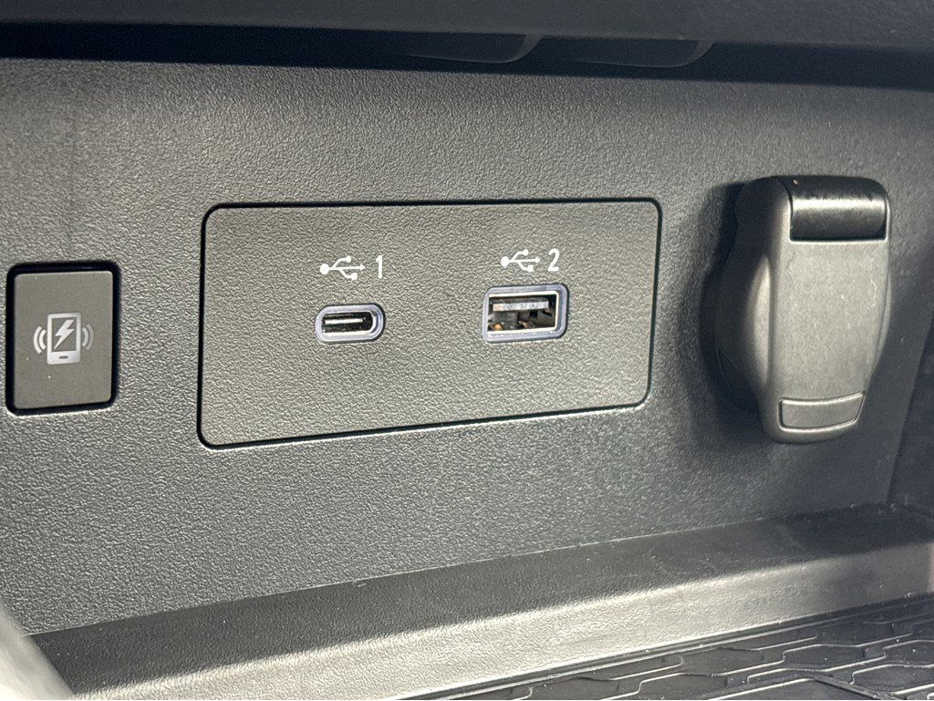 Used 2025 Nissan Altima 2.5 SV w/ SV Special Edition Package FWD image 33