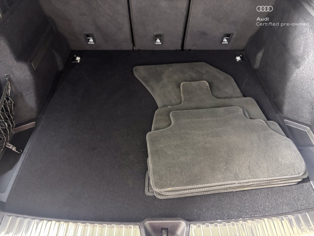 Certified 2025 Audi Q5 Premium Plus w/ Premium Plus AWD/4WD image 28