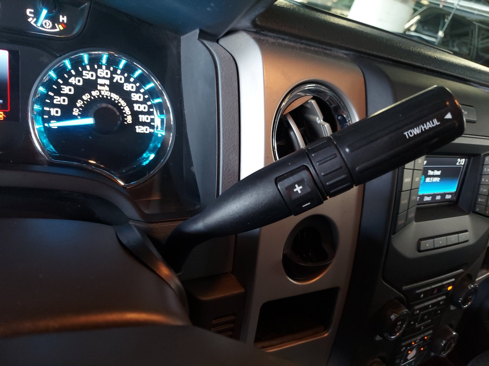 Used 2014 Ford F150 XLT w/ XLT Chrome Package RWD image 19