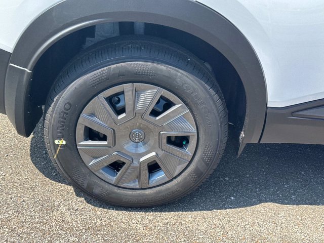 New 2026 Nissan Kicks S FWD image 11