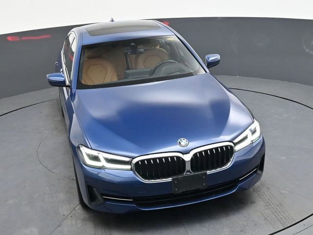 Used 2022 BMW 540i xDrive w/ Premium Package image 28