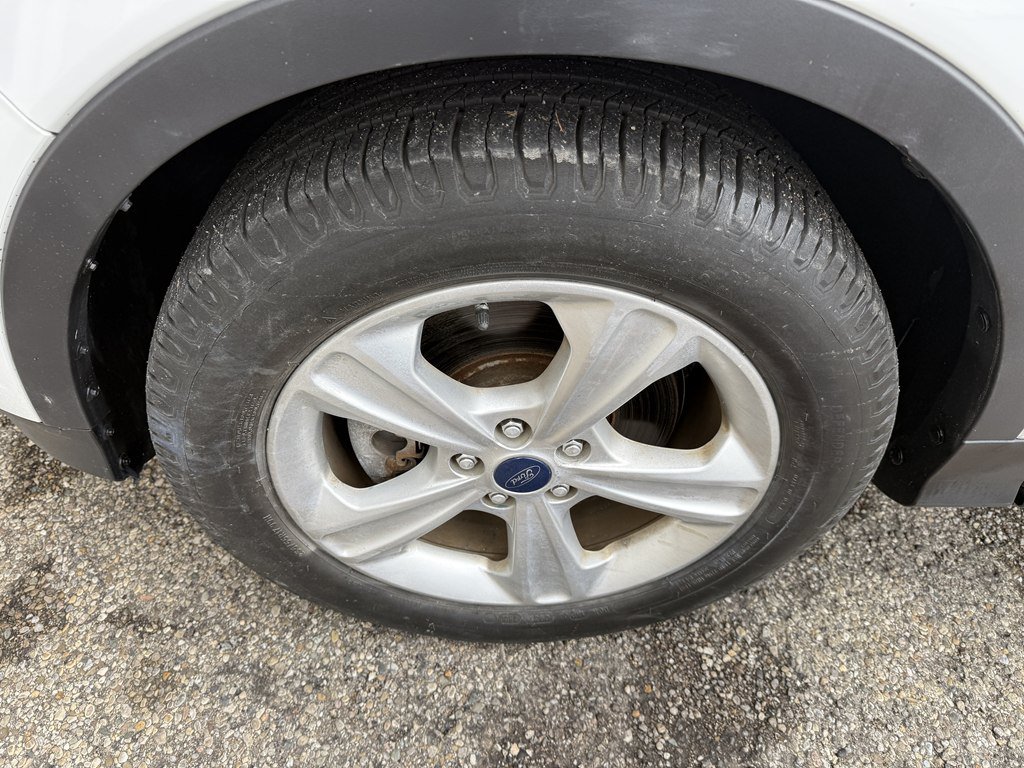 Used 2016 Ford Escape SE AWD/4WD image 10