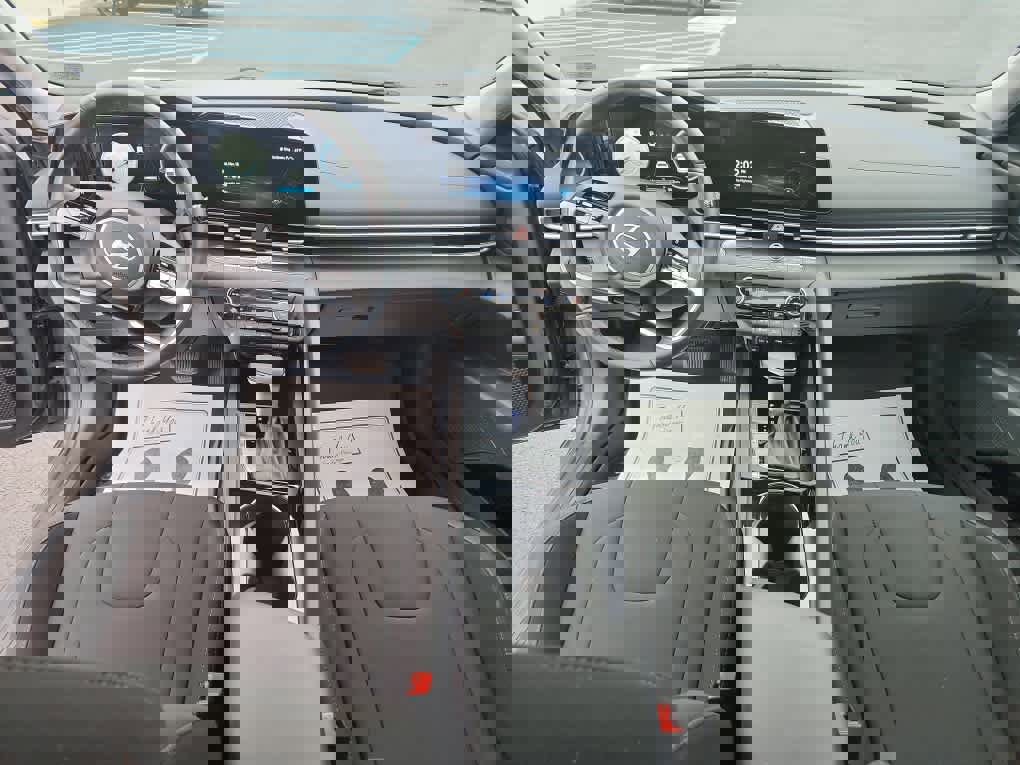 Used 2024 Hyundai Elantra SEL w/ Convenience Package image 15