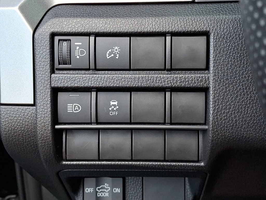 Certified 2026 Toyota Tacoma SR5 AWD/4WD image 26
