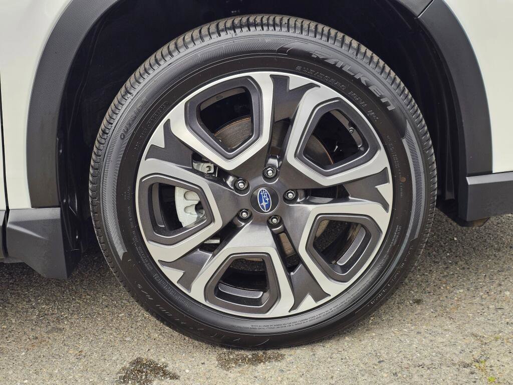 Used 2024 Subaru Ascent Limited w/ Technology Package image 9