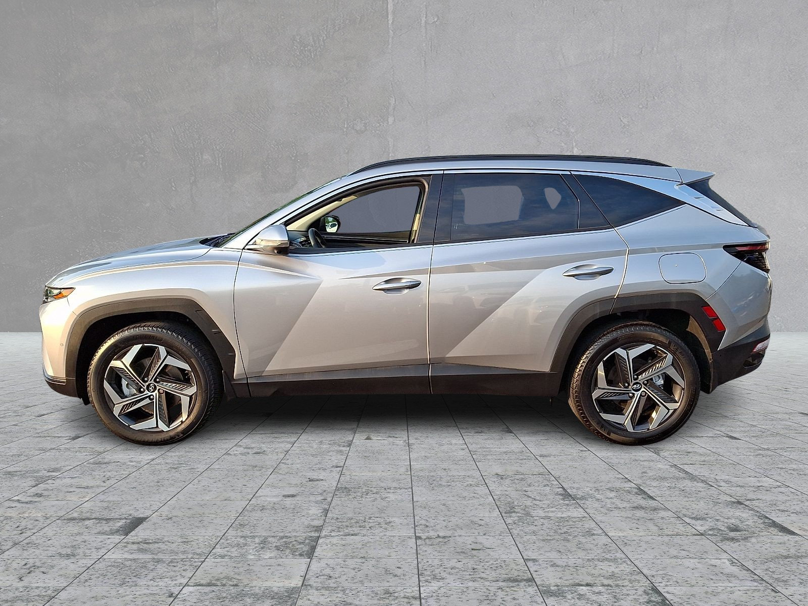 Certified 2024 Hyundai Tucson Limited AWD/4WD image 7