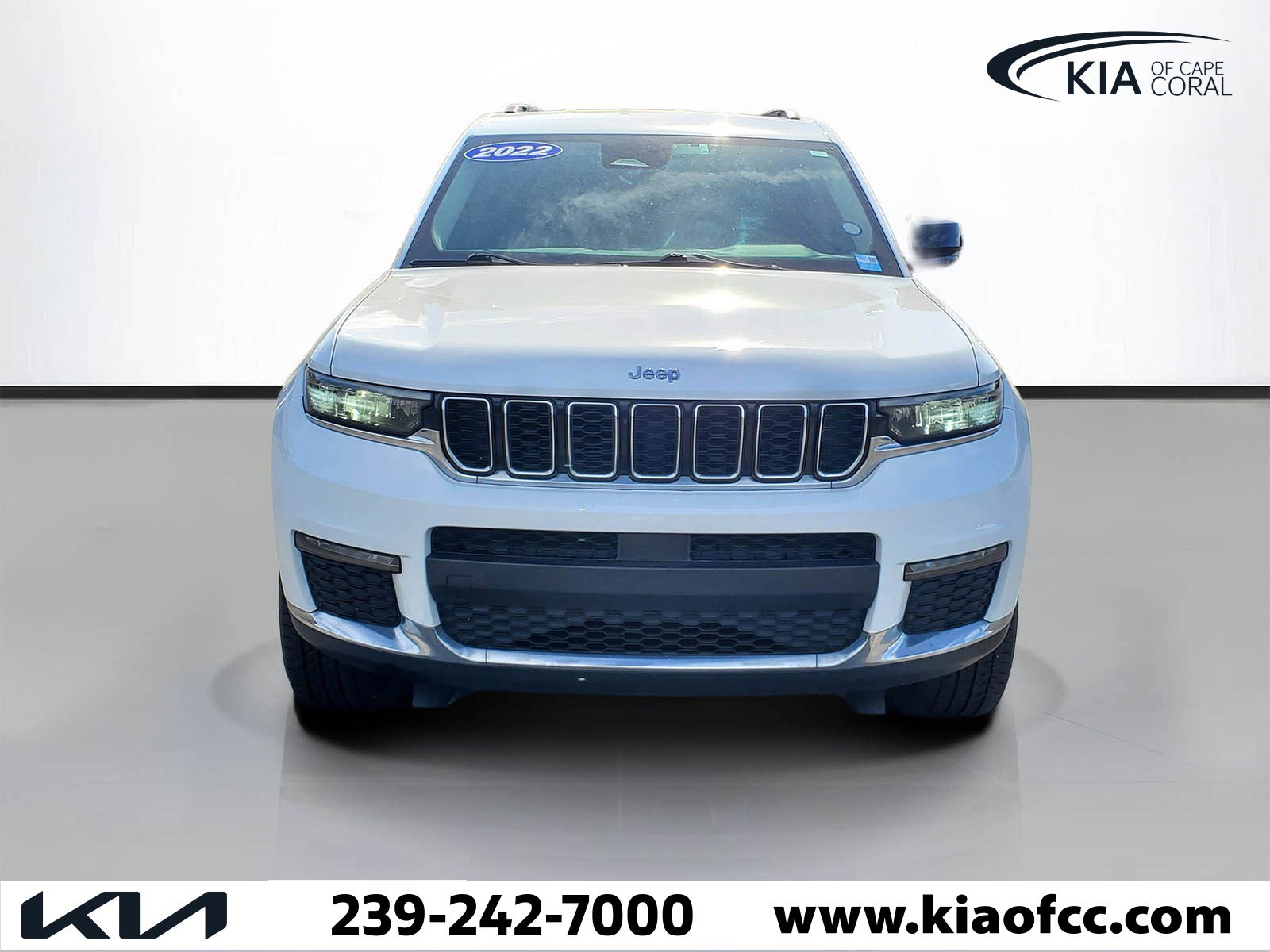 Used 2022 Jeep Grand Cherokee L Limited RWD image 2