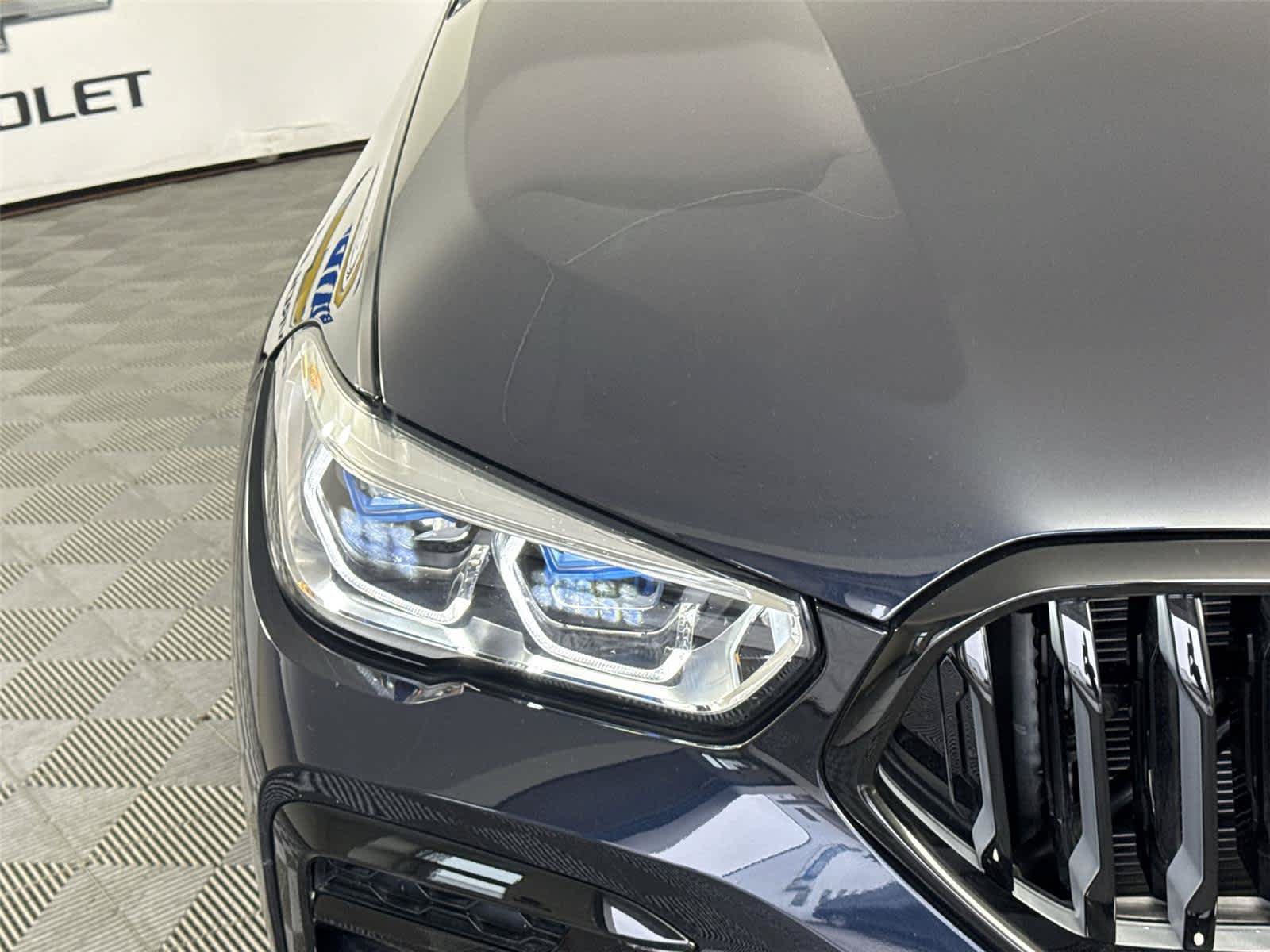 Used 2022 BMW X6 M50i w/ Executive Package AWD/4WD image 9