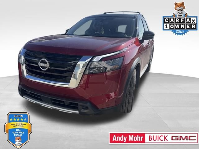 Used 2025 Nissan Pathfinder Platinum