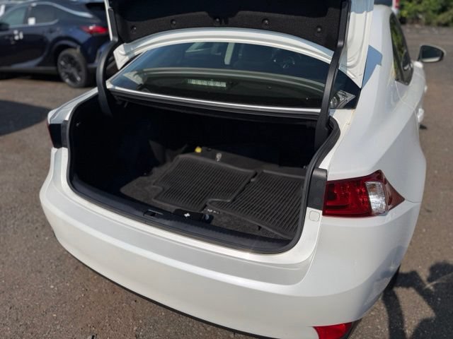 Used 2014 Lexus IS 250 AWD w/ Navigation Package image 11