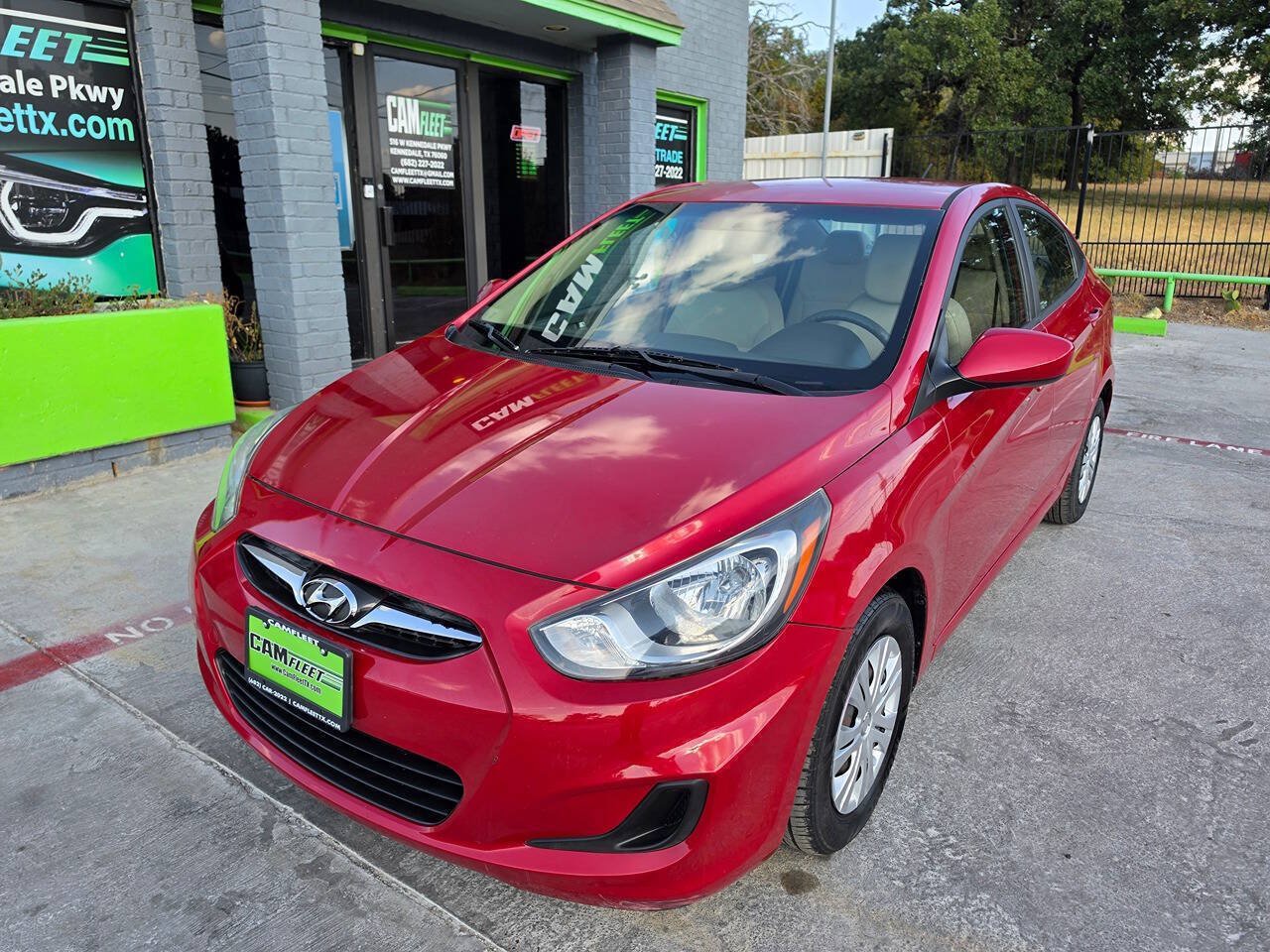 Used 2014 Hyundai Accent GLS FWD image 3