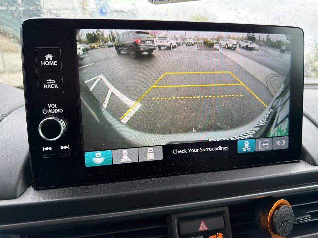 Used 2025 Honda Pilot EX-L image 9