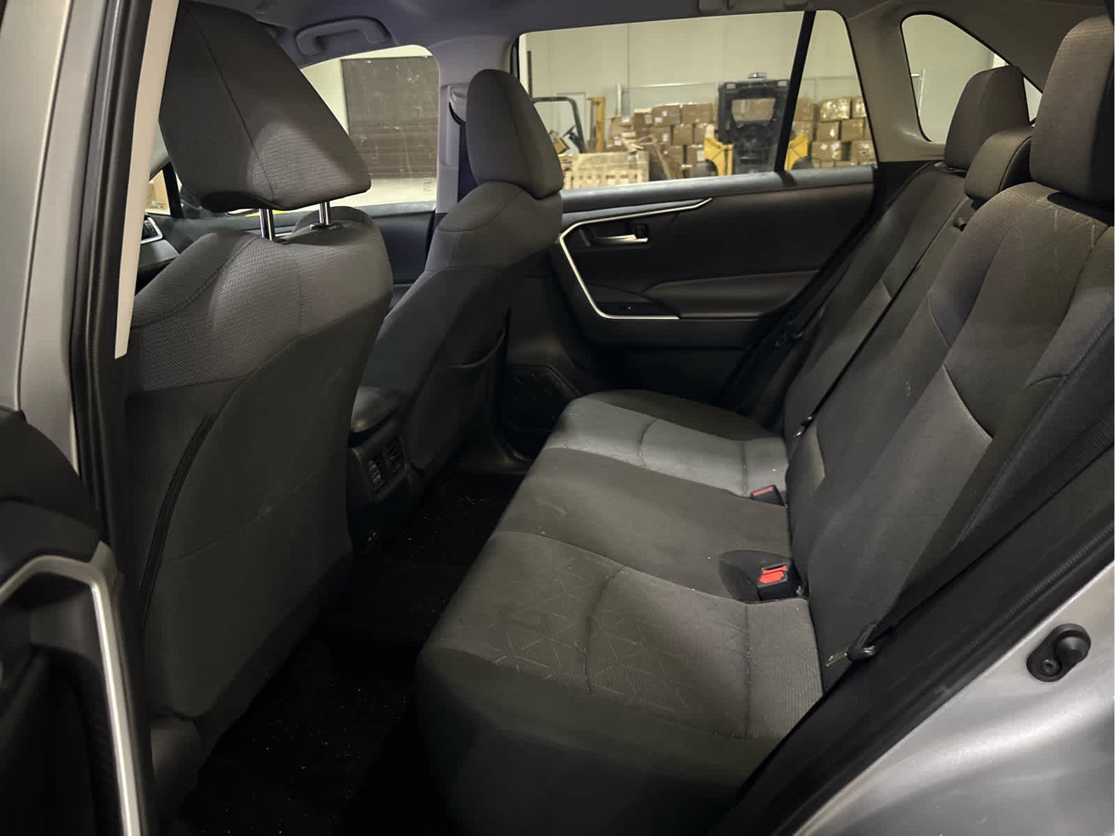 Used 2025 Toyota RAV4 XLE AWD/4WD image 8