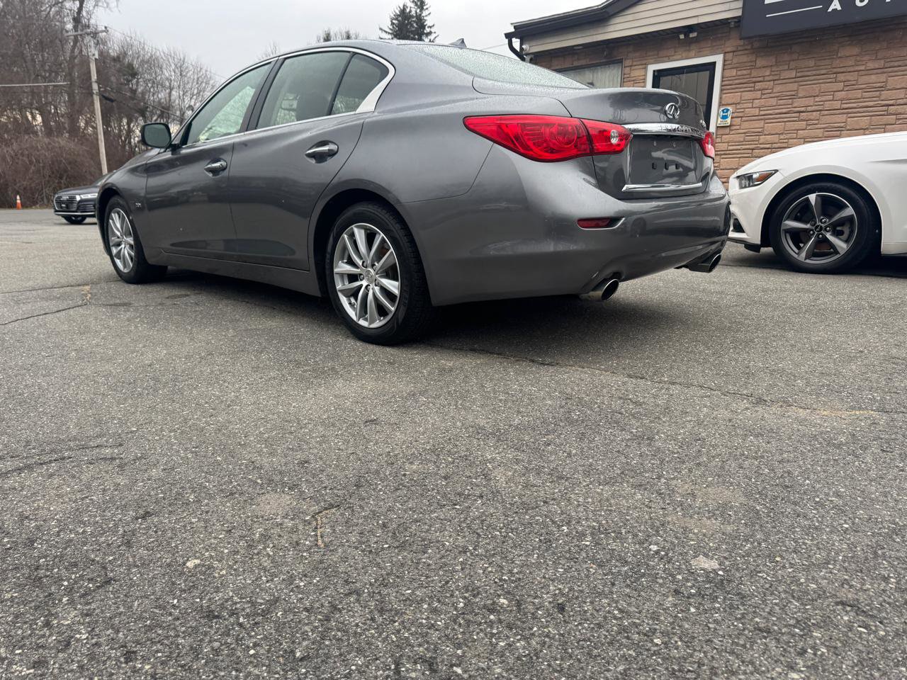 Used 2016 INFINITI Q50 Premium RWD image 13