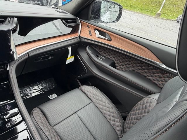 New 2026 Jeep Grand Cherokee L Summit AWD/4WD image 33