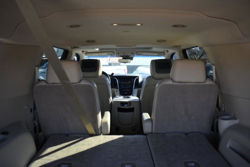 Used 2019 Cadillac Escalade ESV Luxury image 14