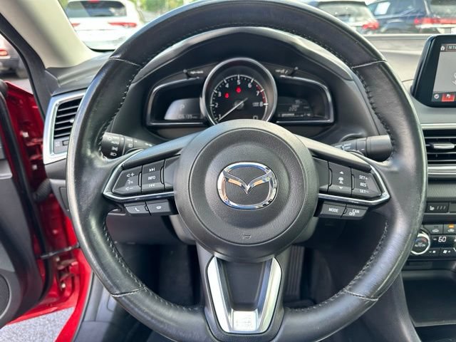 Used 2018 MAZDA MAZDA3 Grand Touring w/ Premium Equipment Package FWD image 15