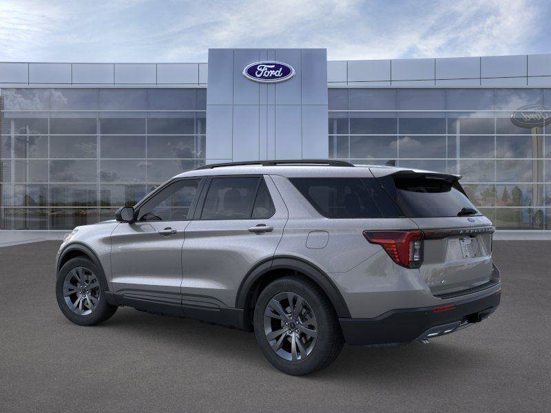 New 2026 Ford Explorer Active w/ Active Comfort Package AWD/4WD image 4