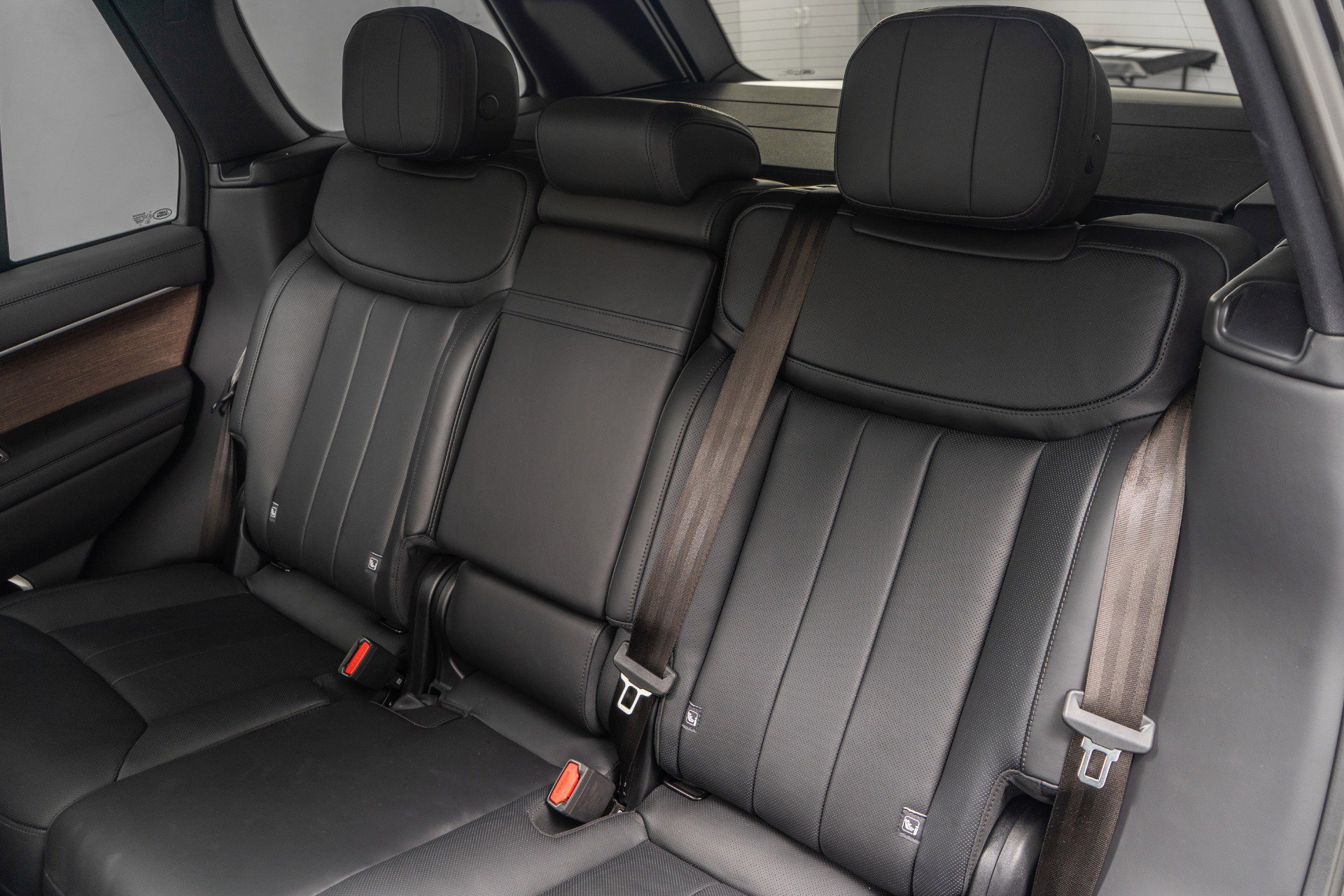 Used 2024 Land Rover Range Rover SE image 15