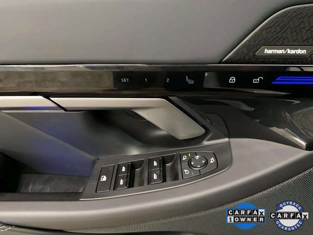 Used 2025 BMW 530i xDrive image 32