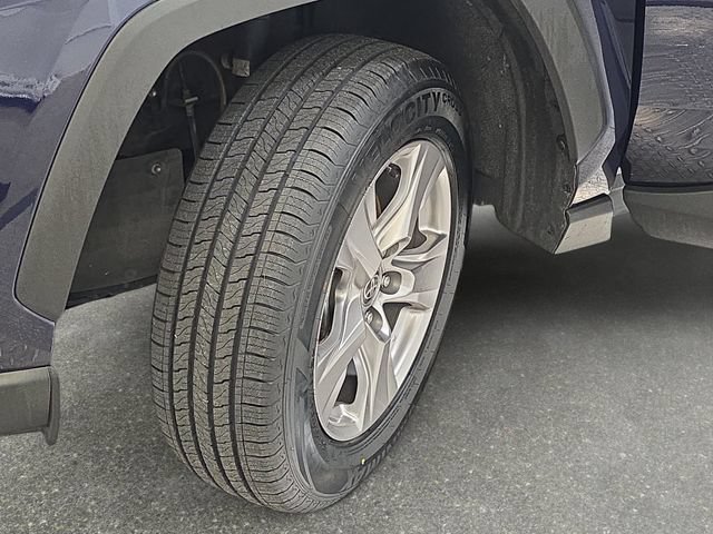 Certified 2025 Toyota RAV4 XLE AWD/4WD image 28
