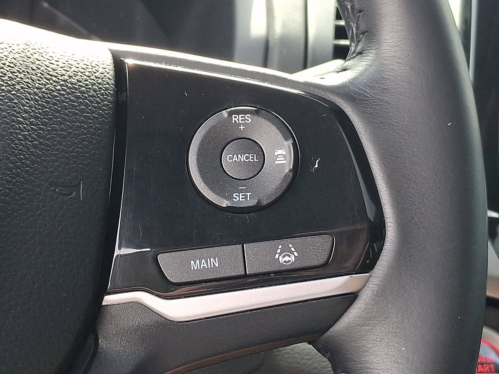Used 2018 Honda Odyssey EX-L image 23