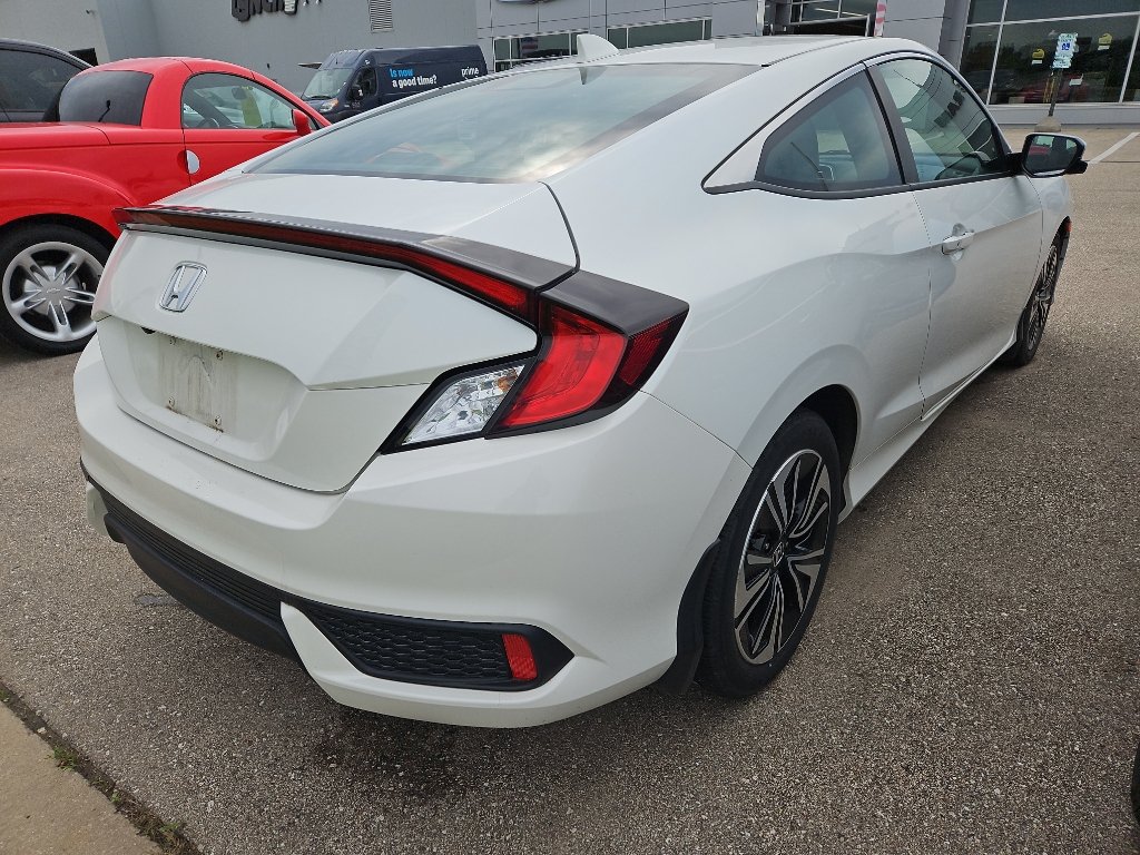 Used 2018 Honda Civic EX-T image 7